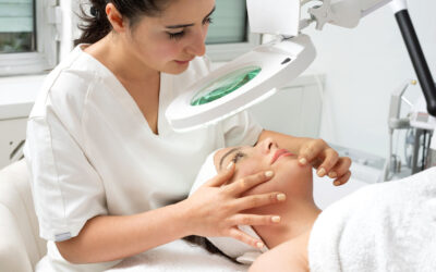 What Conditions Do Medical Dermatology Specialists Treat?